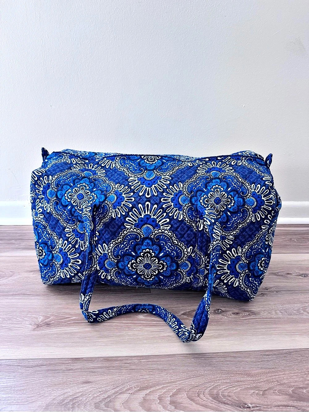 Vera Bradley Large Travel Duffel Bag Retired Blue Tapestry Quilted Cotton